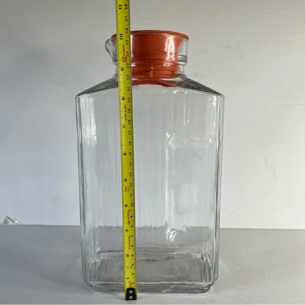 VTG Anchor Hocking Refrigerator 2 Qt Juice Carafe Glass Jug Rubber Stopper READ
